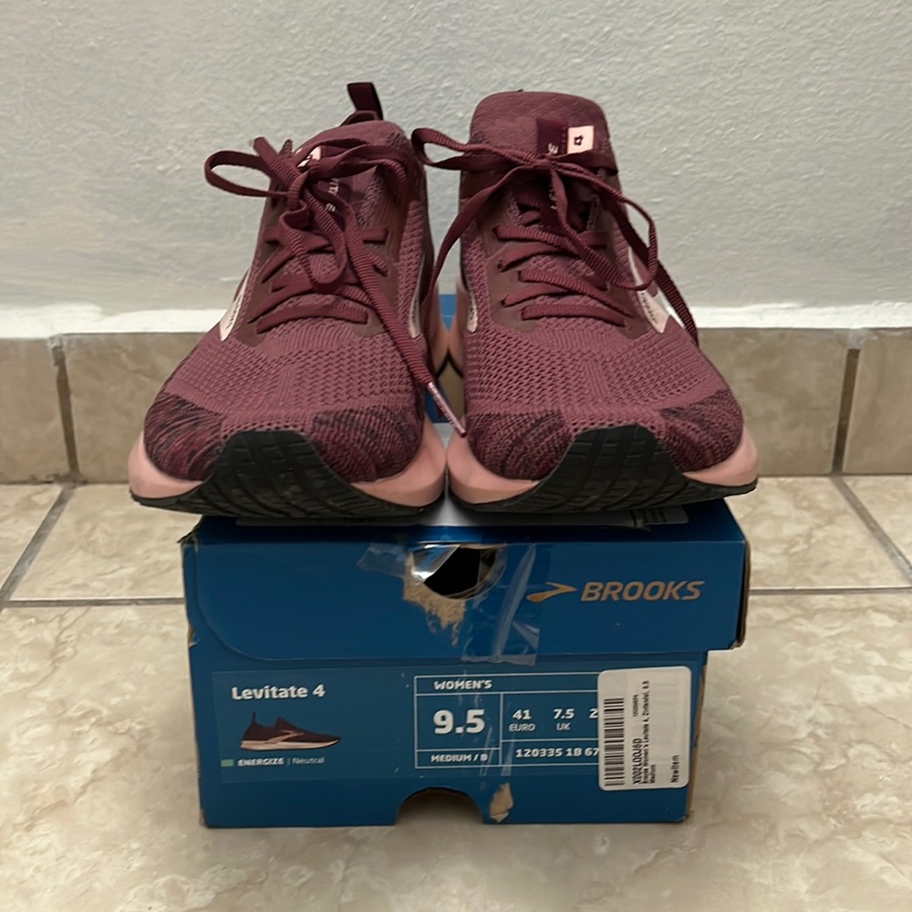 Brooks Levitate 4 9.5W running shoes